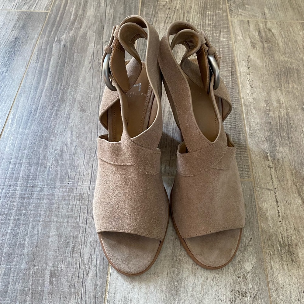 Marc Fisher ankle booties with open toe. Size 8 1/2 med. great condition. - Picture 2 of 5
